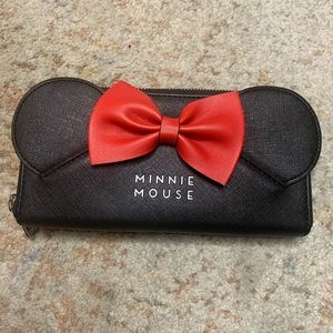 Minnie Mouse loungefly Disney wallet